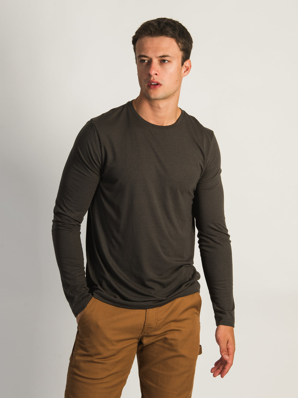 KOLBY LONG SLEEVE CREW NECK TEE