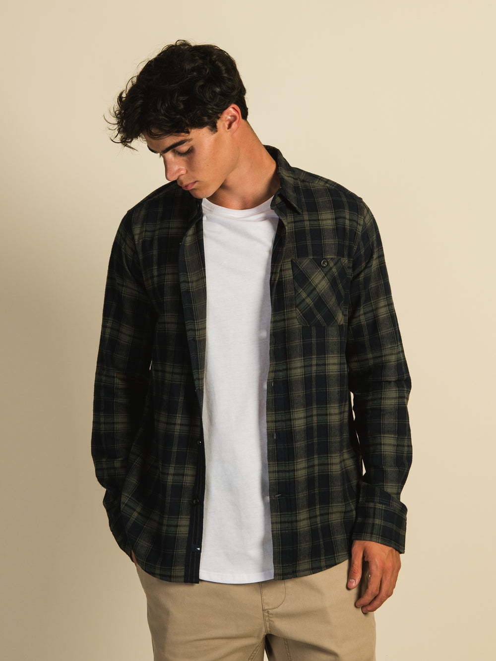 KOLBY CLASSIC PLAID BUTTON UP