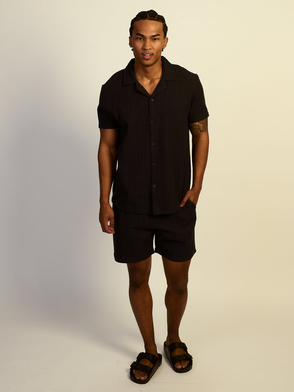 KOLBY RELAXED FIT WOVEN SHIRT - BLACK