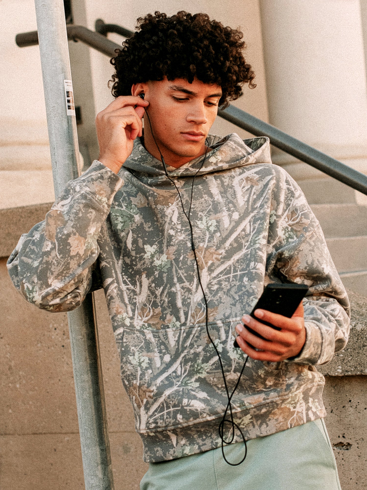 KOLBY RELAXED FIT HOODIE - CAMOUFLAGE