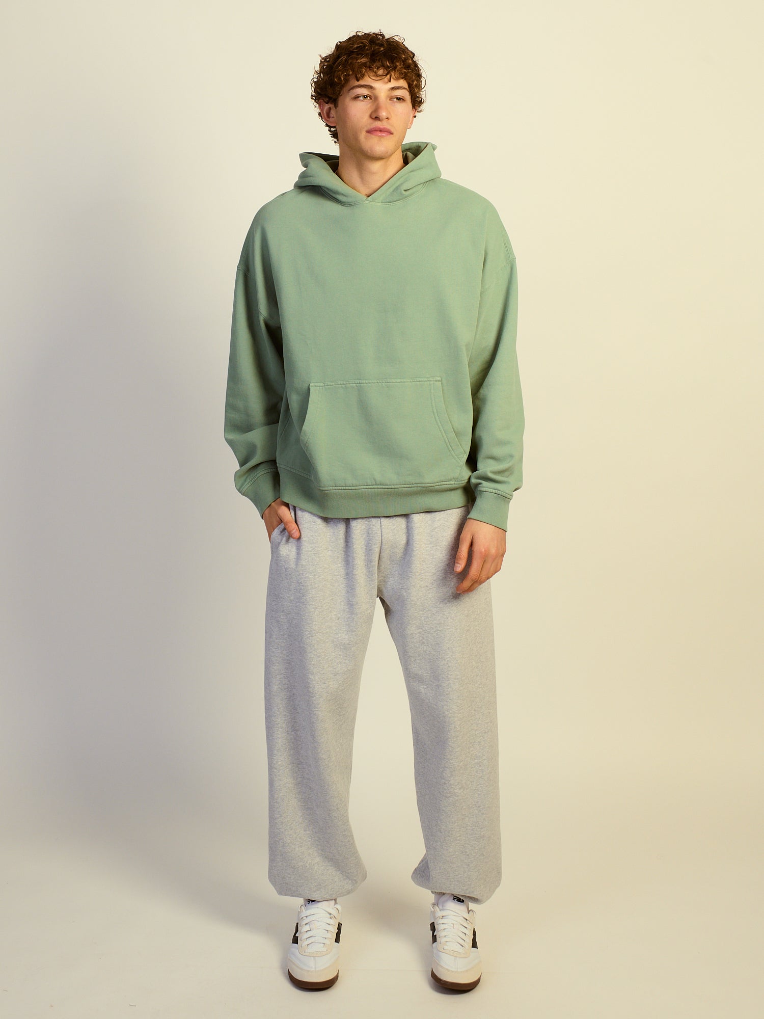 KOLBY RELAXED FIT HOODIE - DUSTY GREEN