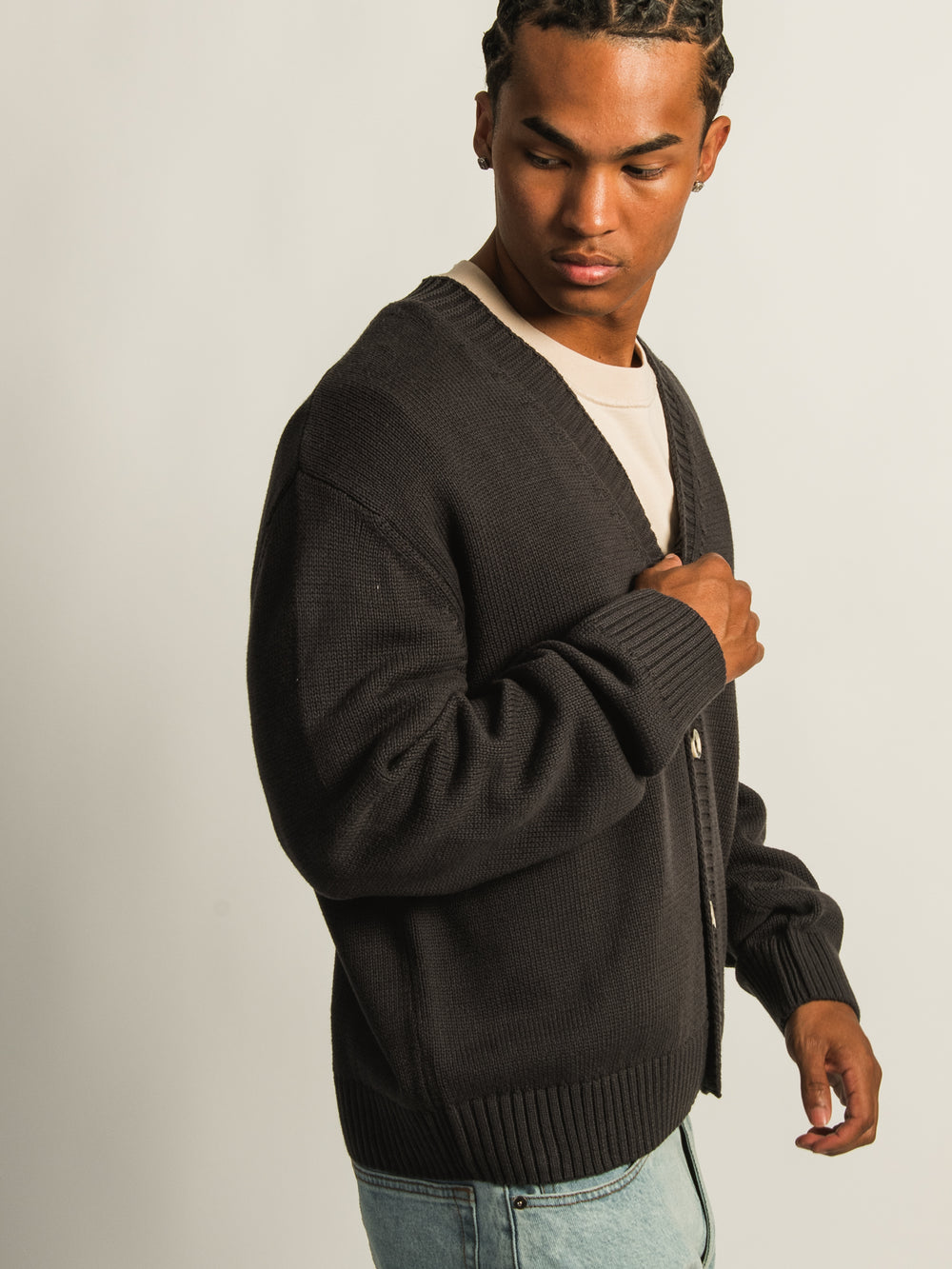 KOLBY BOXY CARDIGAN - BLACK