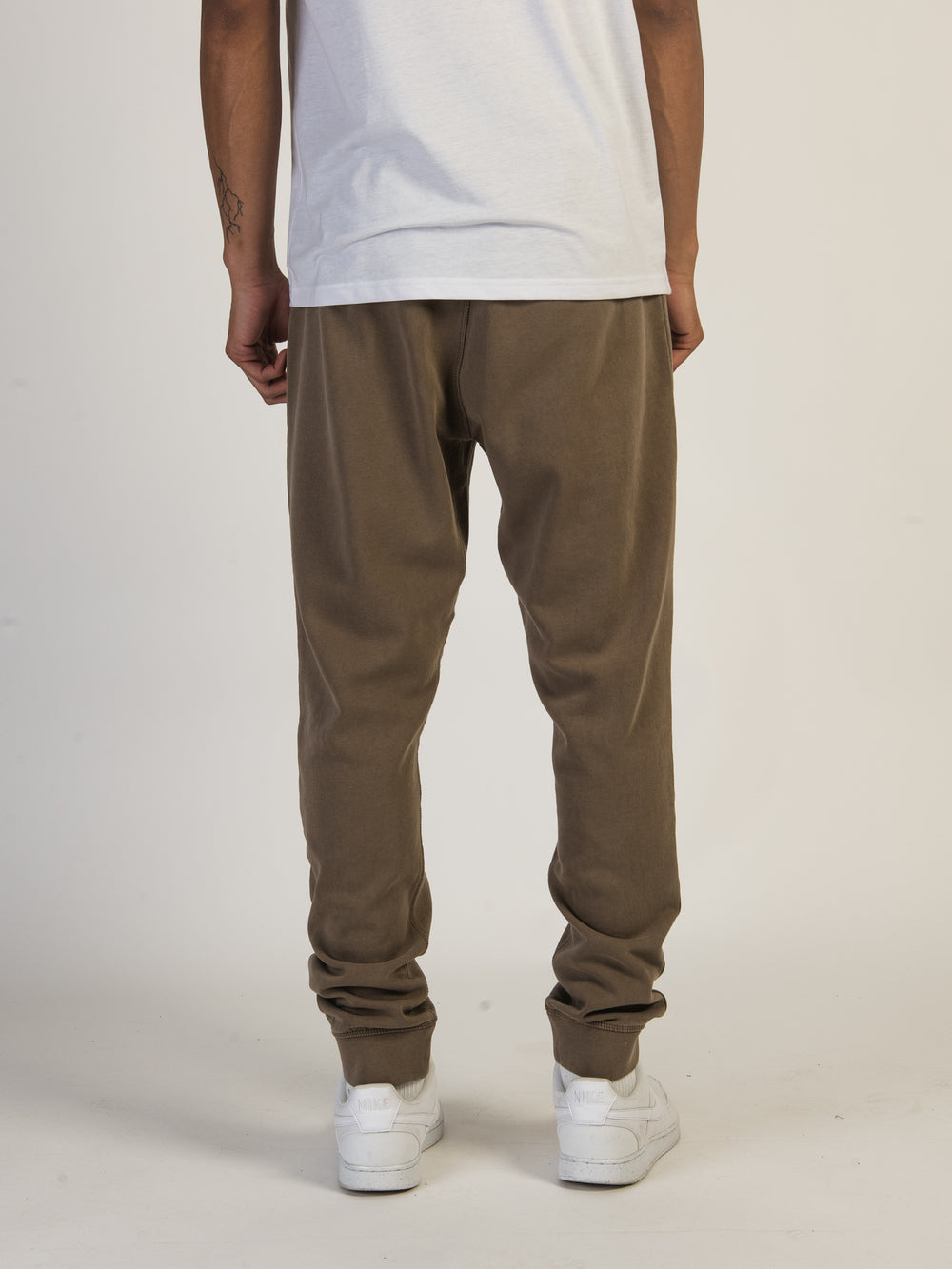 KOLBY GARMENT DYE SLIM JOGGER