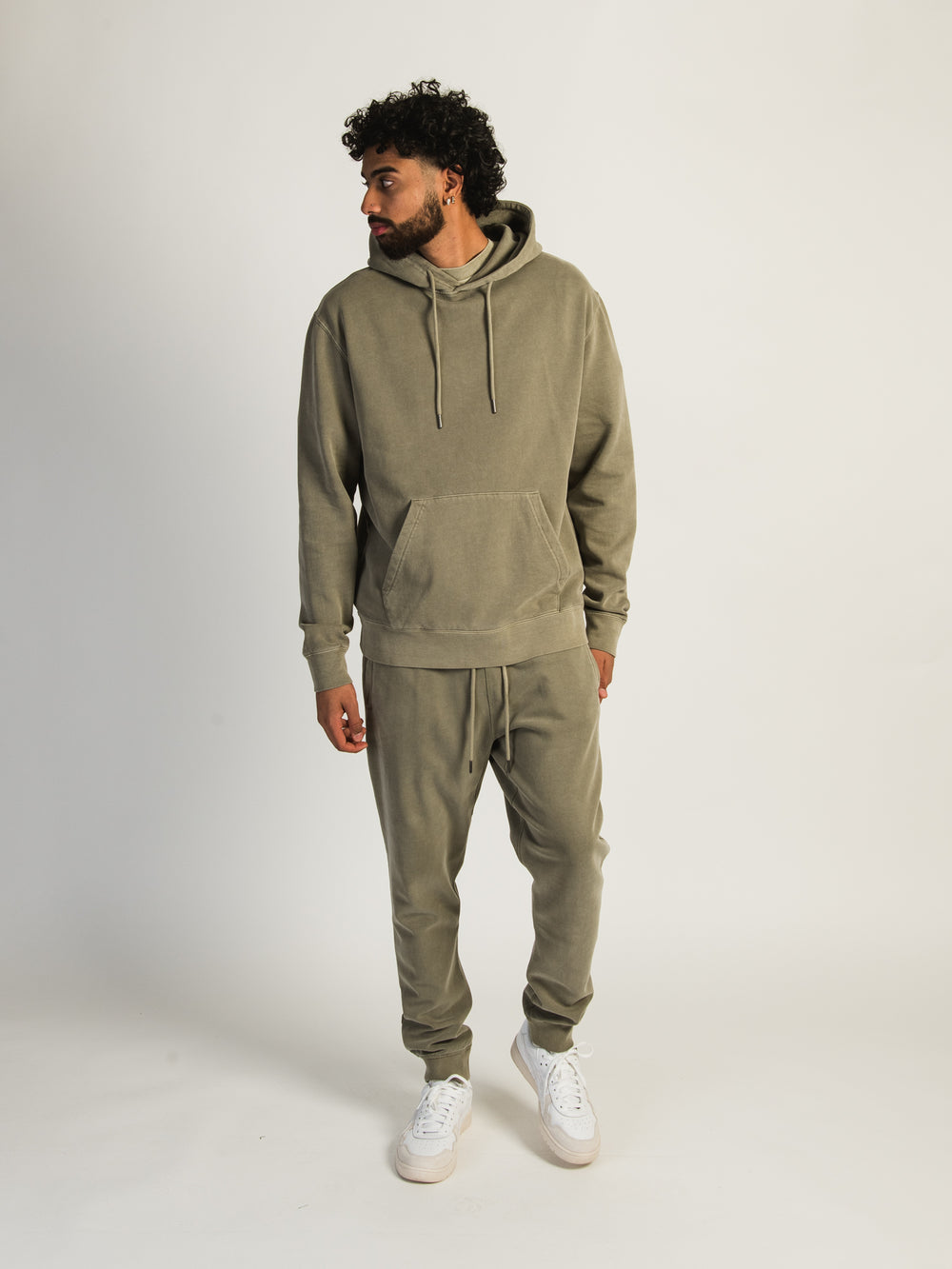 KOLBY PARKER GARMENT DYE SLIM JOGGER - SAGE