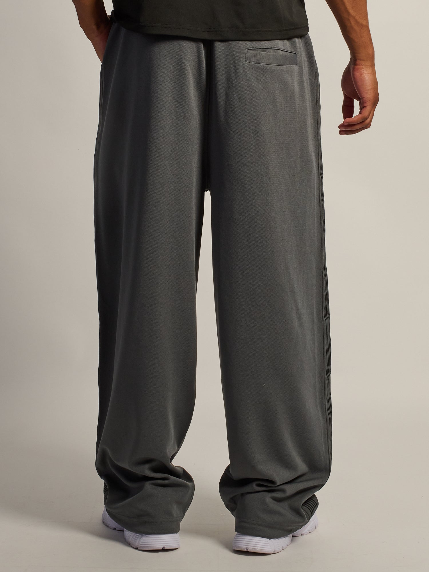 KOLBY SUPER BAGGY KNIT PANT - CHARCOAL
