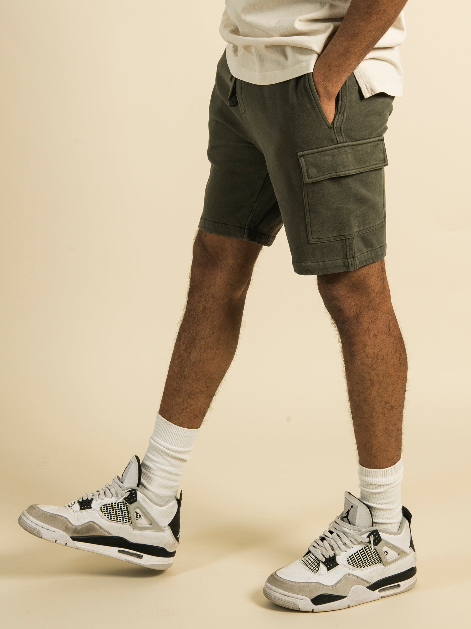 Mens fleece cargo on sale shorts