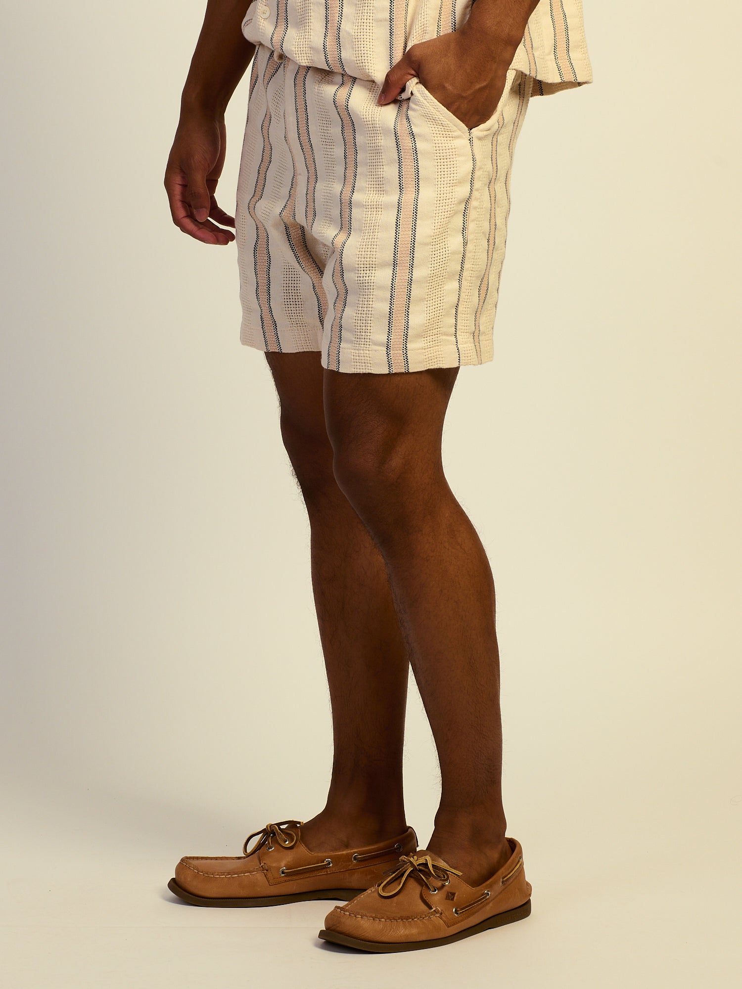 KOLBY STRIPED SHORT - NATURAL