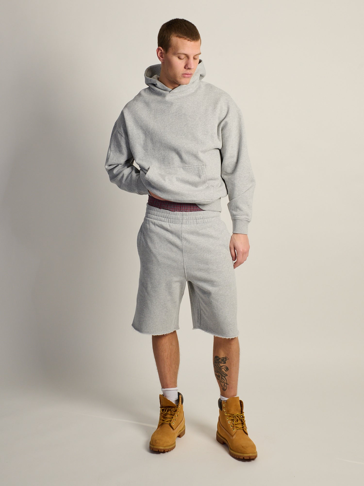 SWEATSHORT KOLBY BAGGY – GRIS CHINÉ