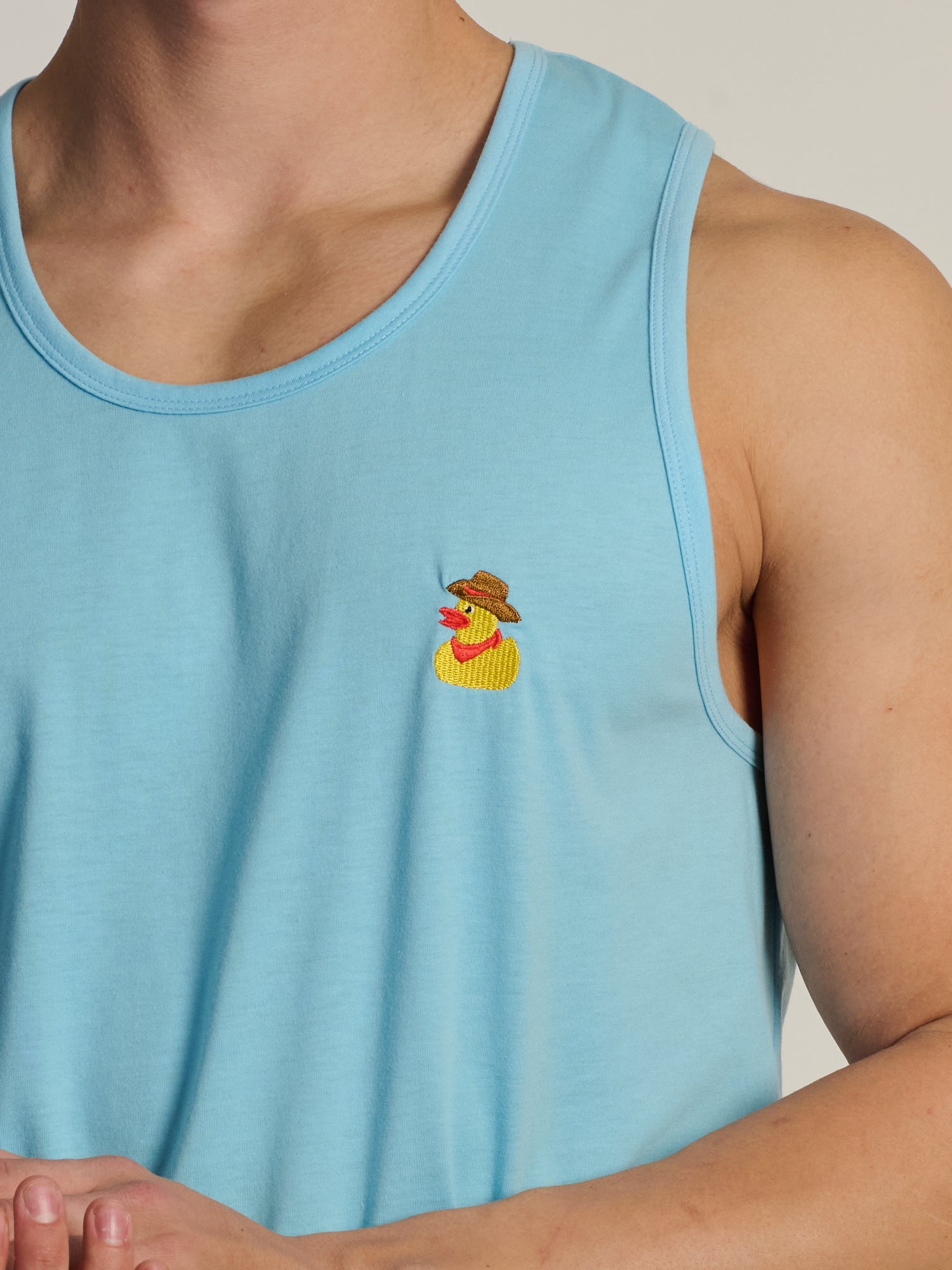 KOLBY COWBOY DUCK TANK TOP - LIGHT BLUE