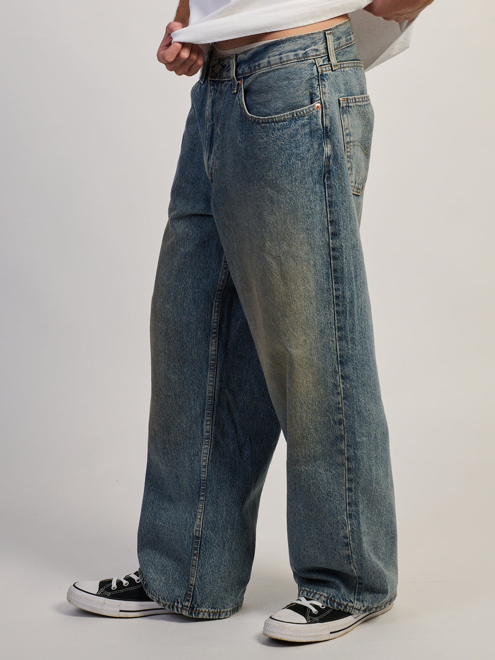 LEVIS EXTRA BAGGY WHEREVER YOU ARE JEAN