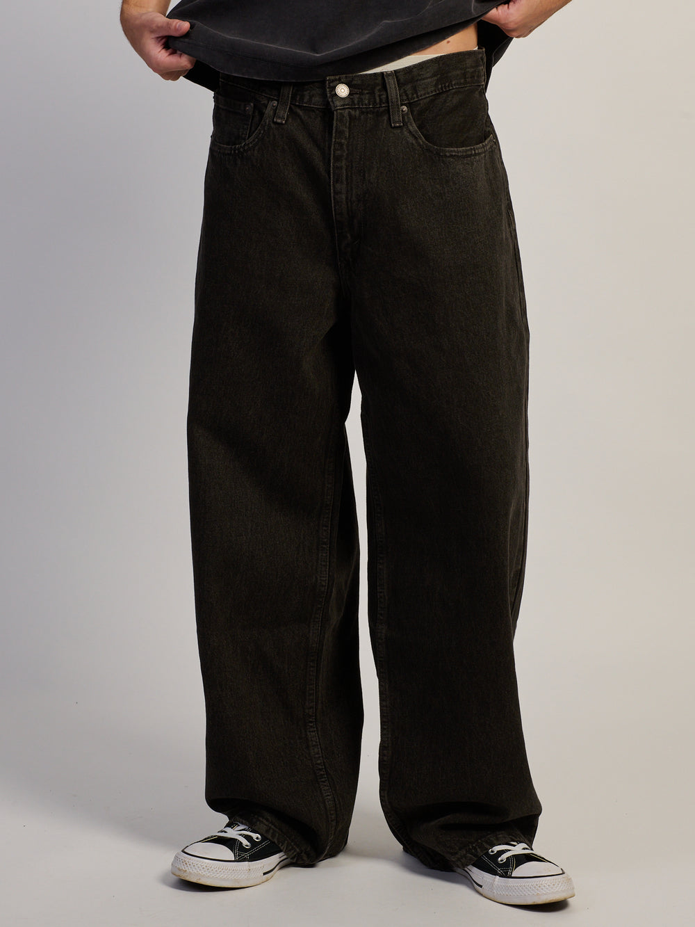 LEVIS EXTRA BAGGY MUDDY STONES JEAN