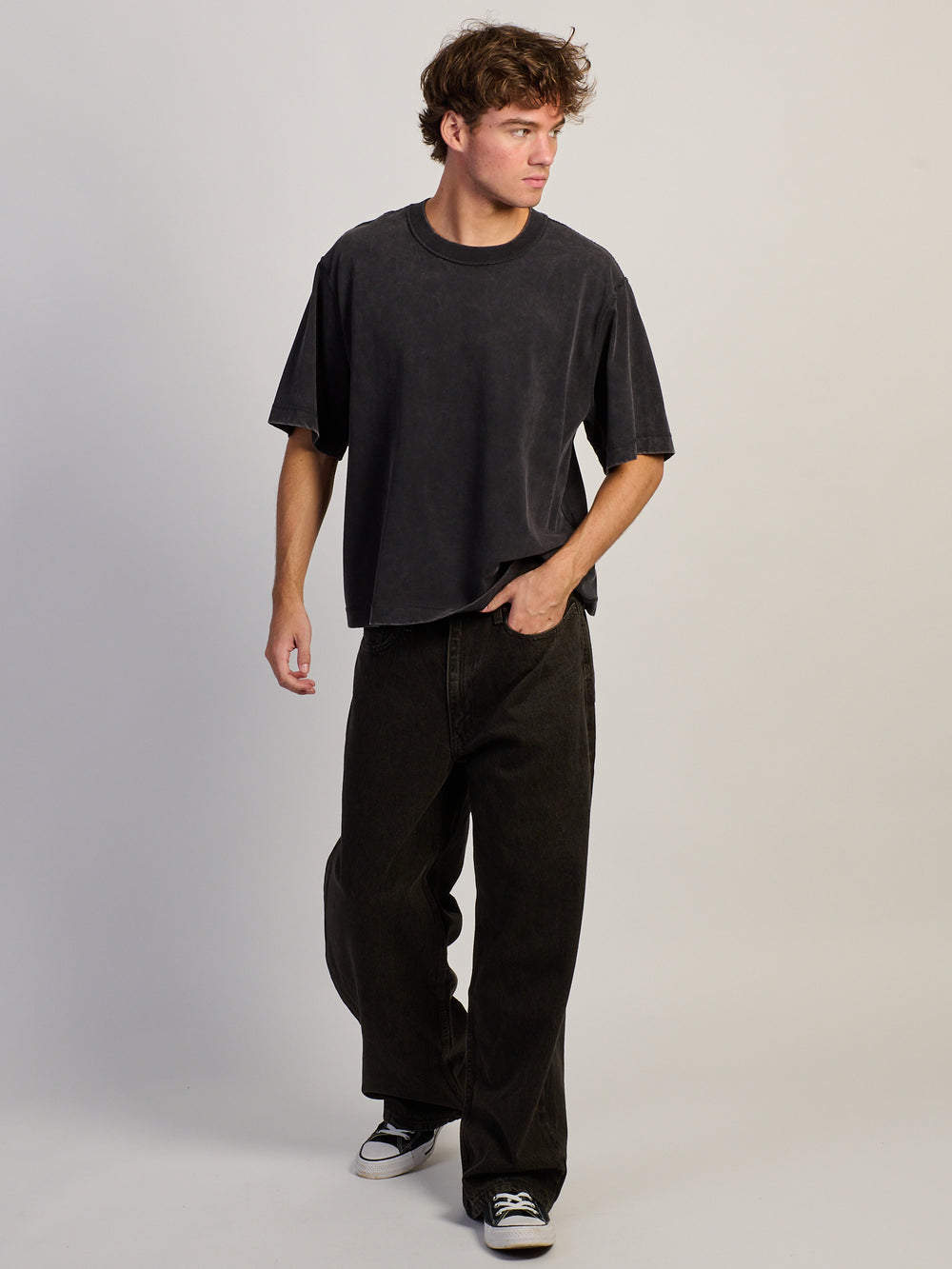LEVIS EXTRA BAGGY MUDDY STONES JEAN