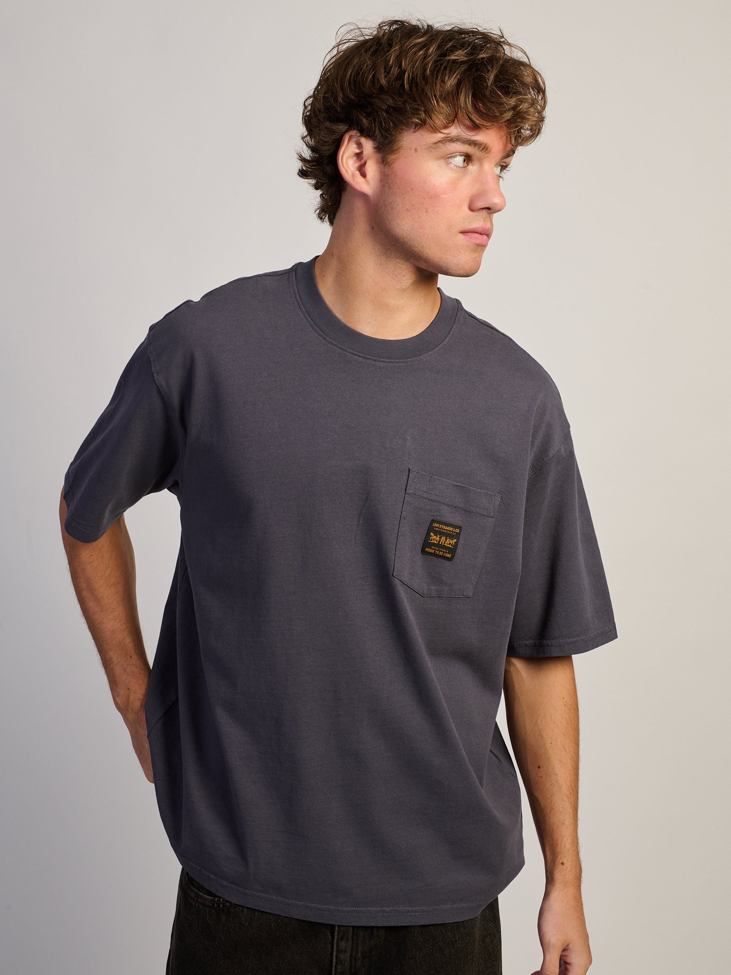 T-SHIRT À POCHE LEVIS WORKWEAR - PÉRISCOPE
