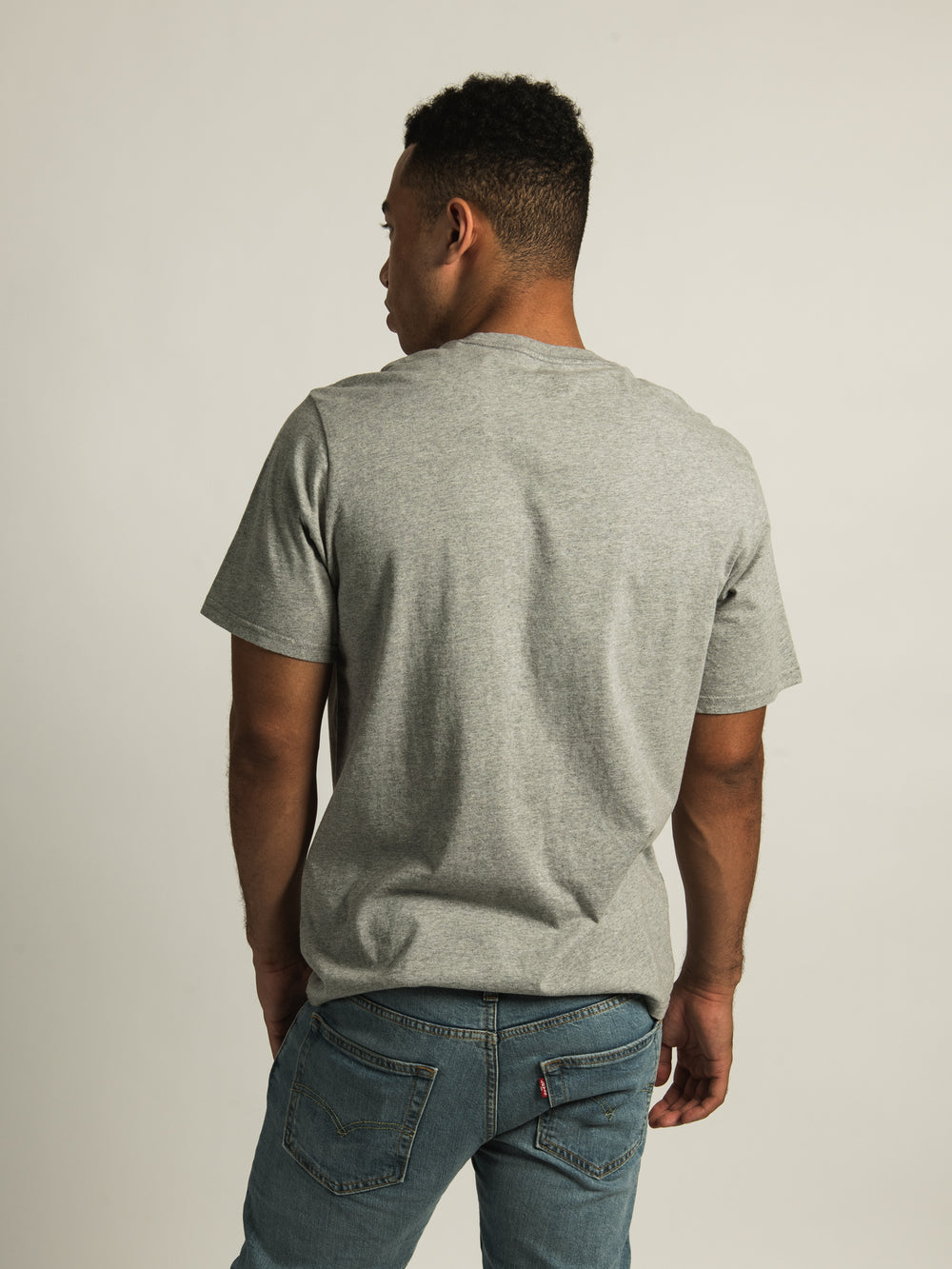 LEVIS RELAXED FIT T-SHIRT - CLEARANCE