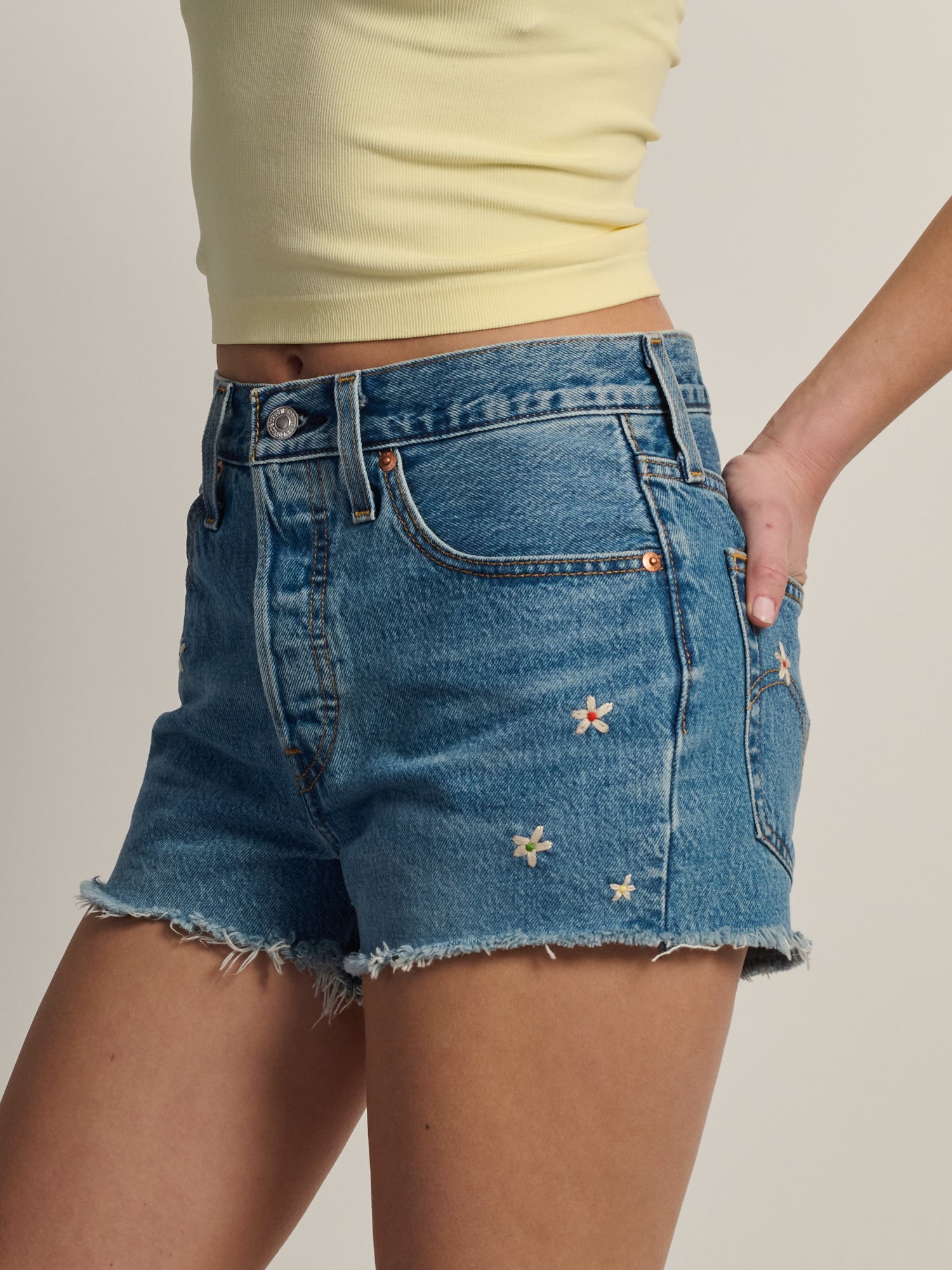 LEVIS 501 OG SHORT - BEE THE BONNET