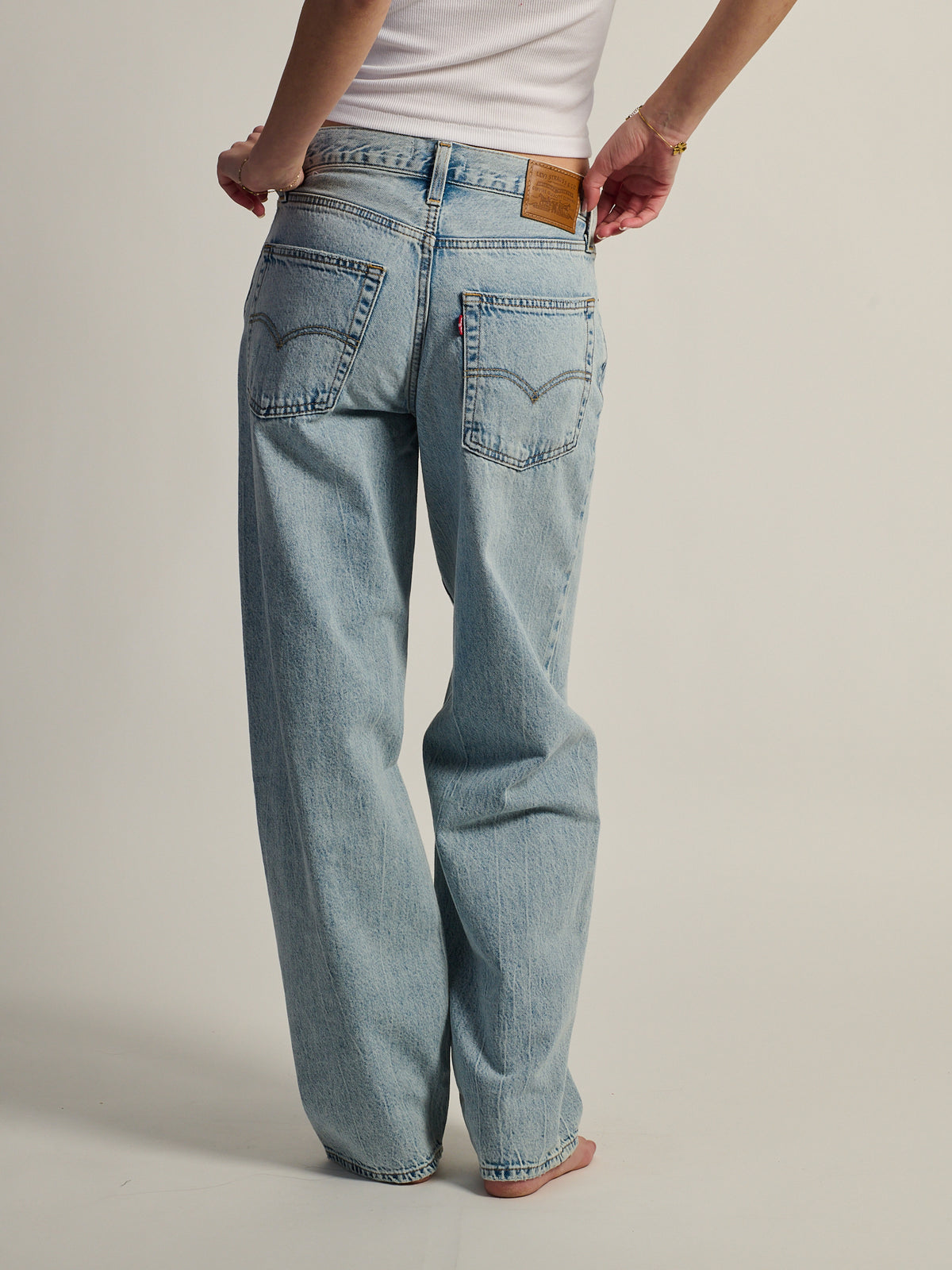 LEVIS BAGGY DAD JEAN - FAN FLARE