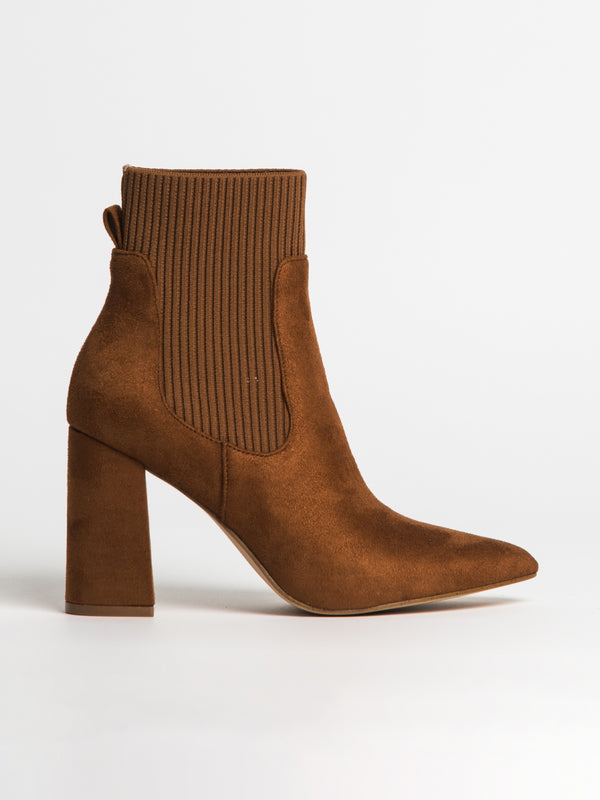 WOMENS STEVE MADDEN REVENGE BOOT - CLEARANCE