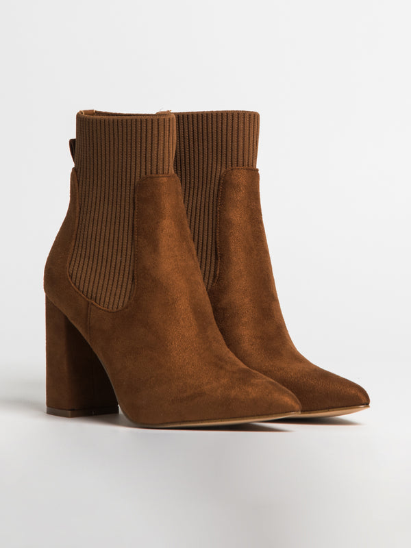 WOMENS STEVE MADDEN REVENGE BOOT - CLEARANCE
