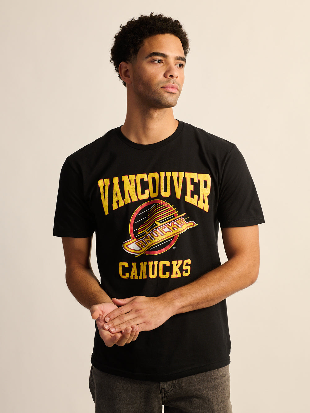 NHL VANCOUVER CANUCKS T-SHIRT