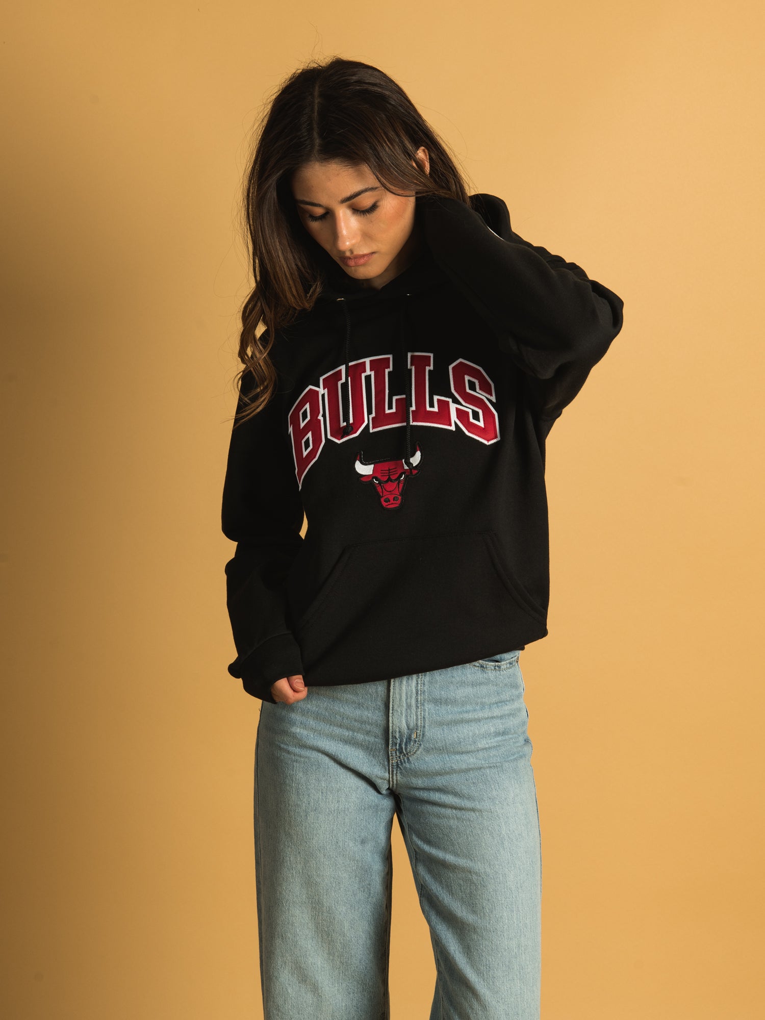 Hoodie bulls hotsell