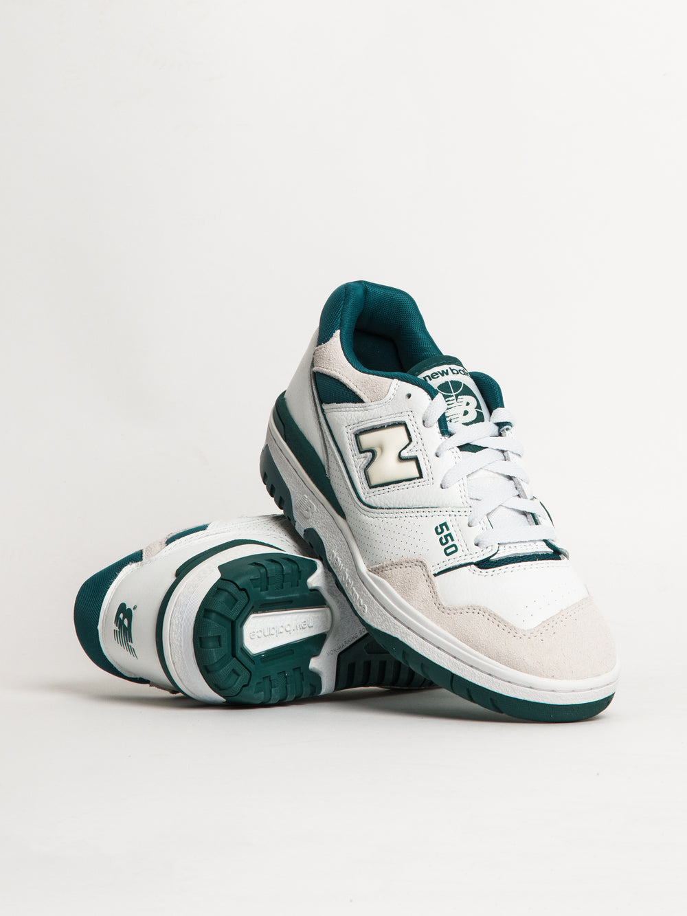 MENS NEW BALANCE THE 550