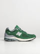 NEW BALANCE MENS NEW BALANCE THE 2002R - CLEARANCE - Boathouse