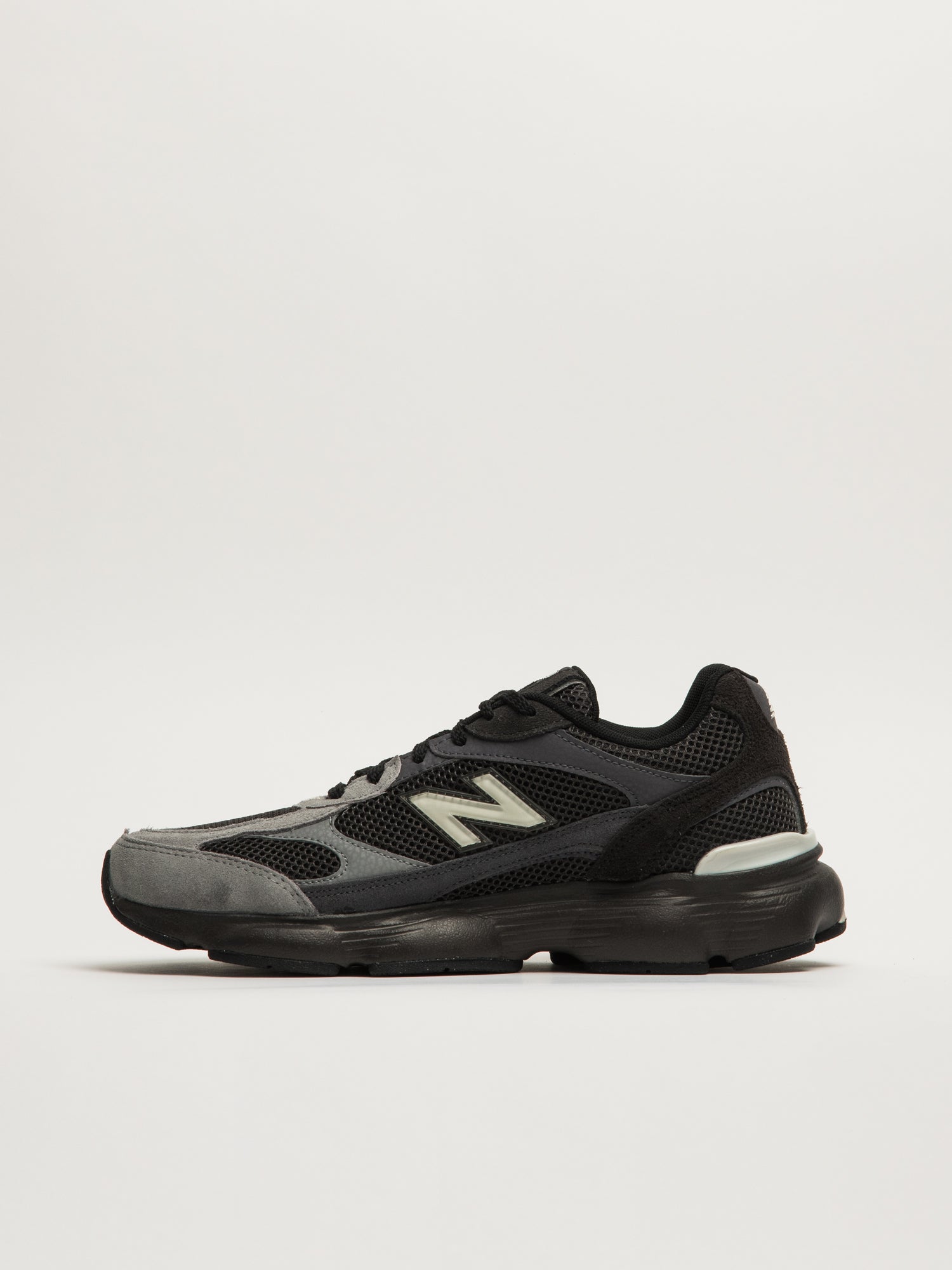 NEW BALANCE LA BASKET 603 - NOIR