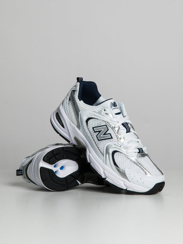 WOMENS NEW BALANCE 530 SNEAKER - WHITE/INDIGO