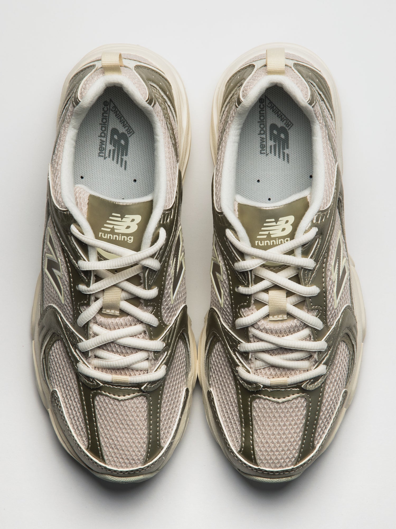 WOMENS NEW BALANCE THE 530 SNEAKER - GOLD