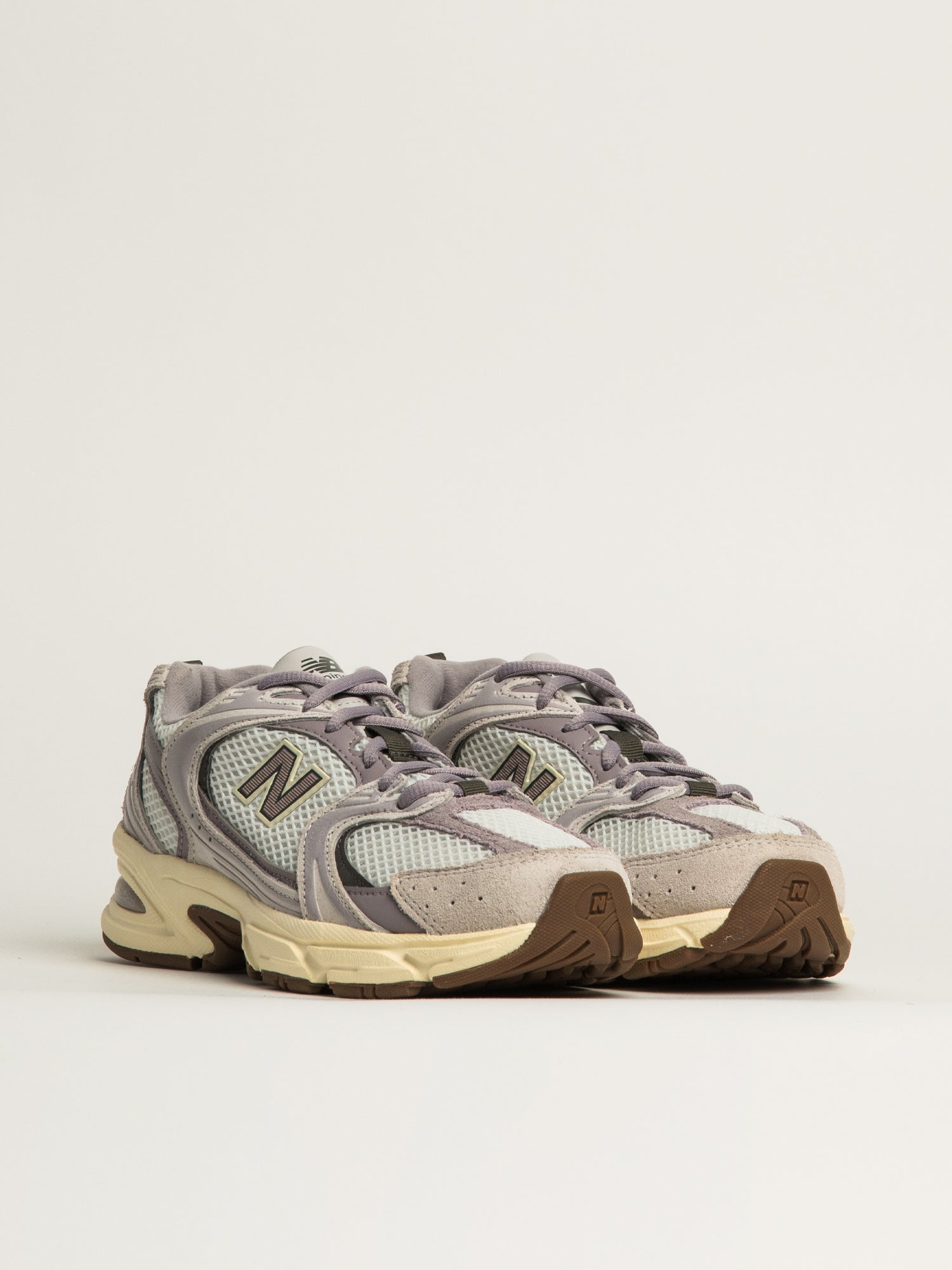 WOMENS NEW BALANCE THE 530 SNEAKER - GREY MATTER