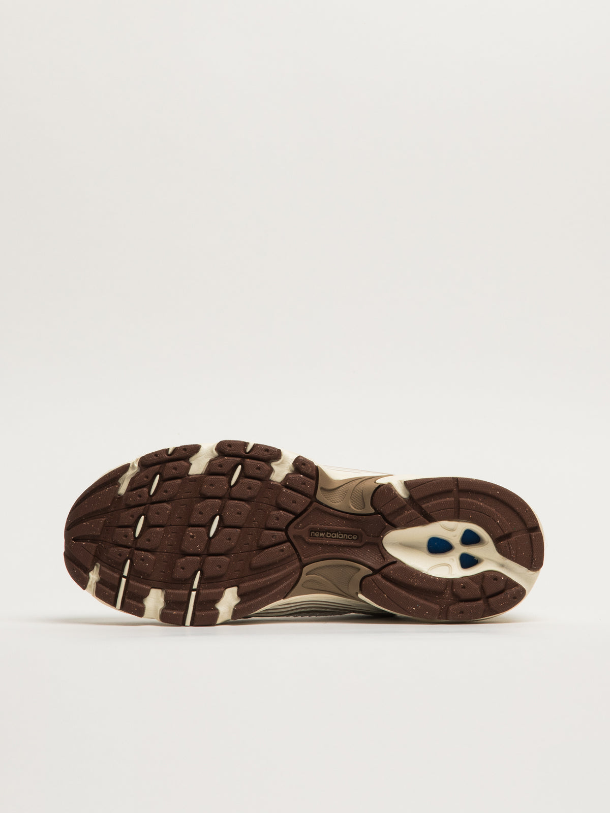 WOMENS NEW BALANCE THE 530 SNEAKER - CREAM