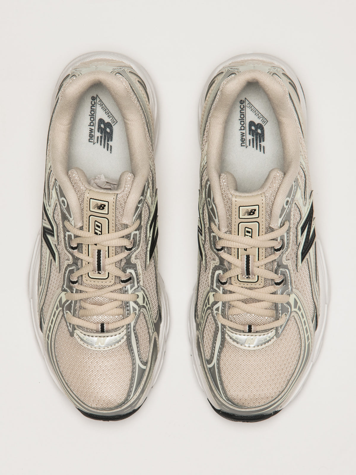 WOMENS NEW BALANCE THE 740 SNEAKER - CREAM