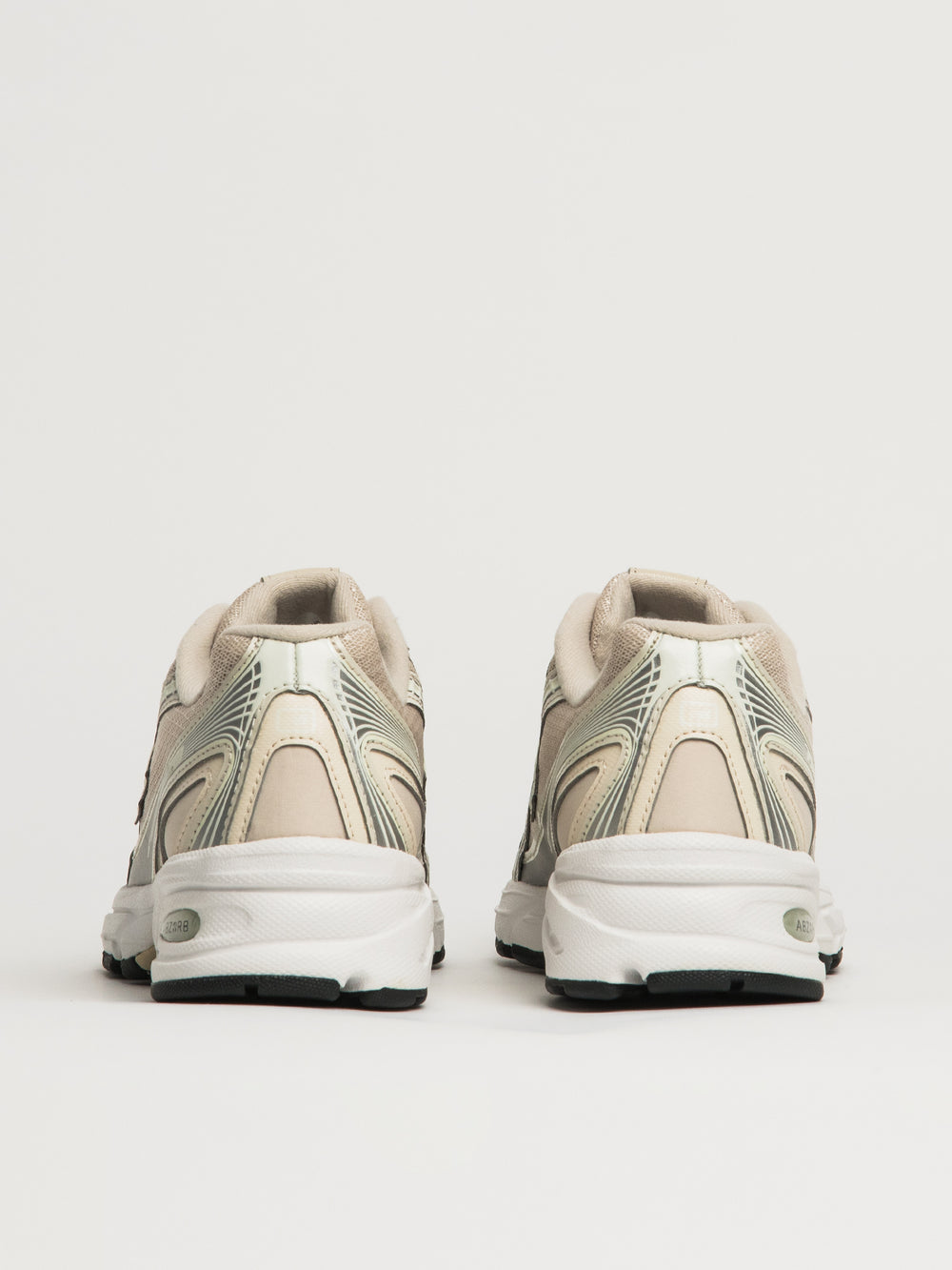 NEW BALANCE LA BASKET 740 - CRÈME