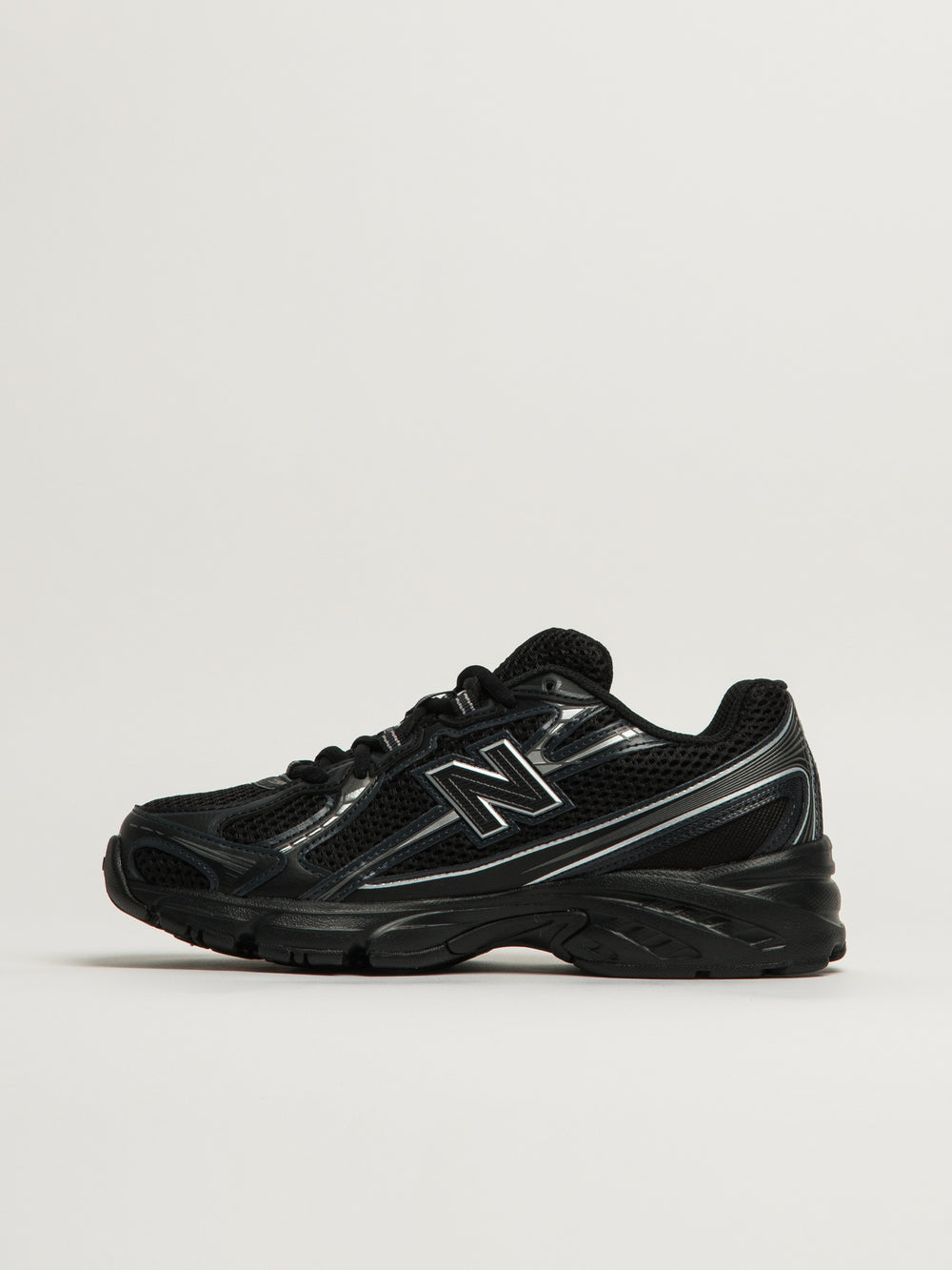 WOMENS NEW BALANCE THE 740 - BLACK