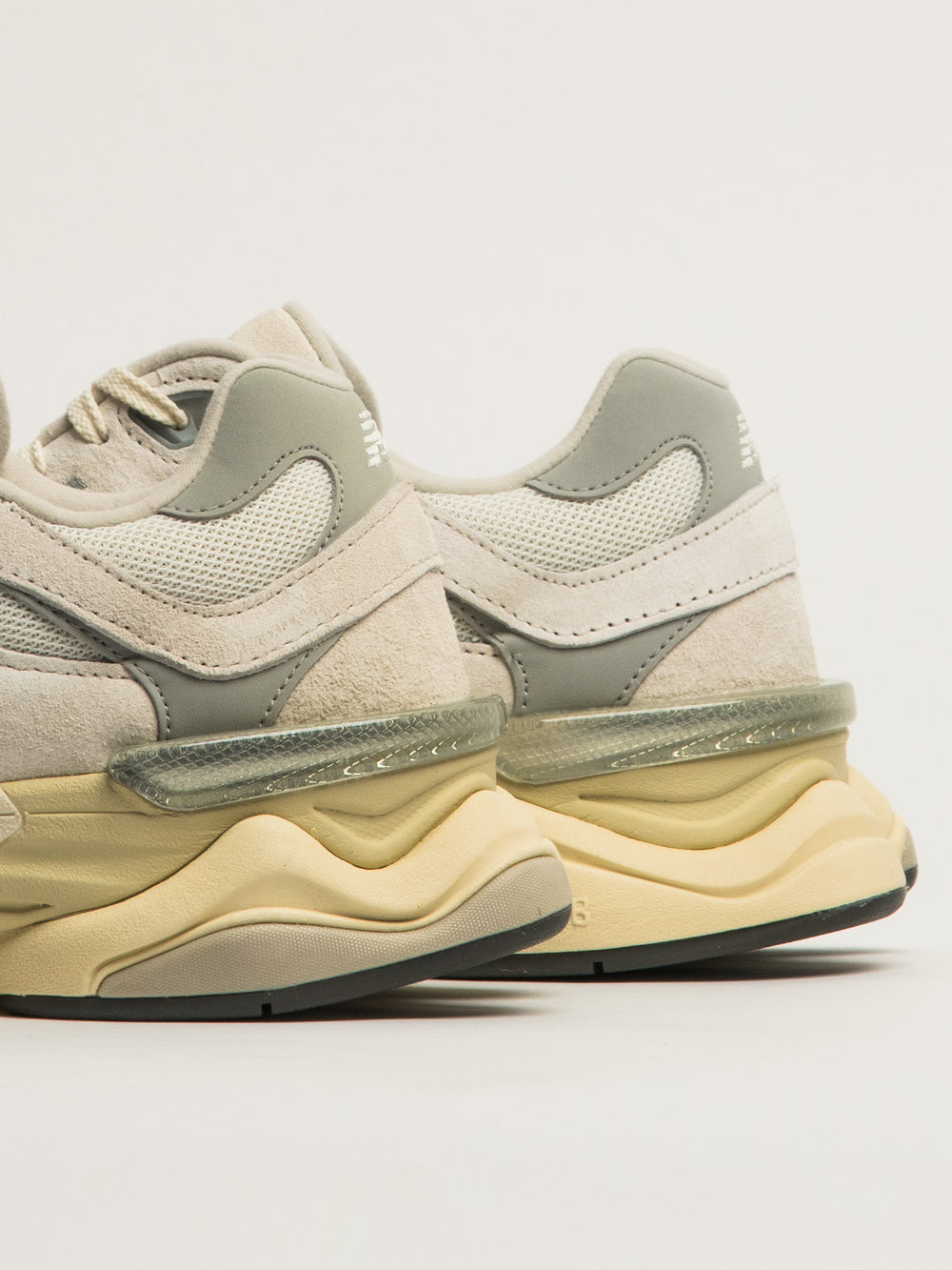 NEW BALANCE HOMME LE 9060 - SEL DE MER
