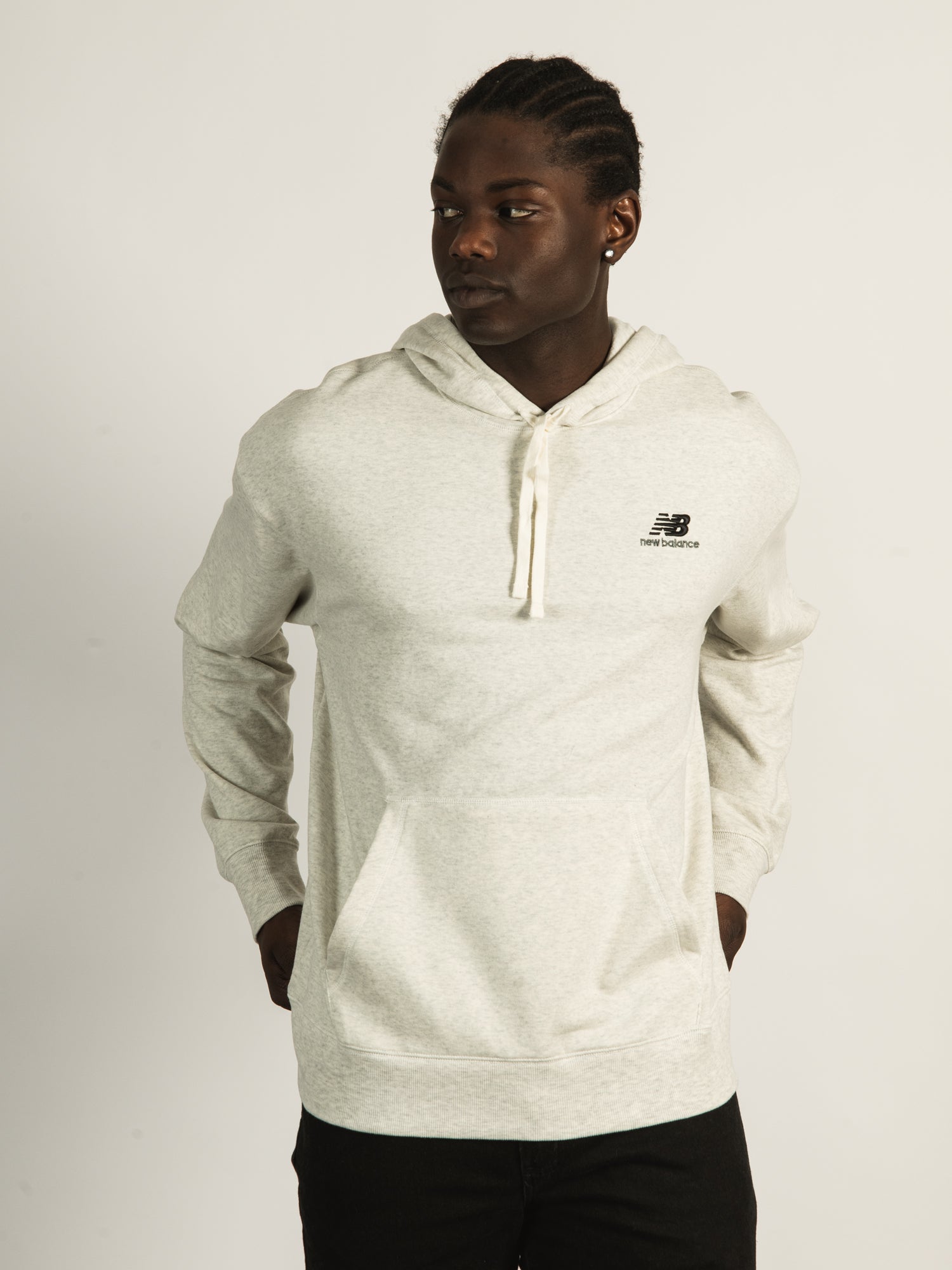 New balance essentials 2025 pullover hoodie