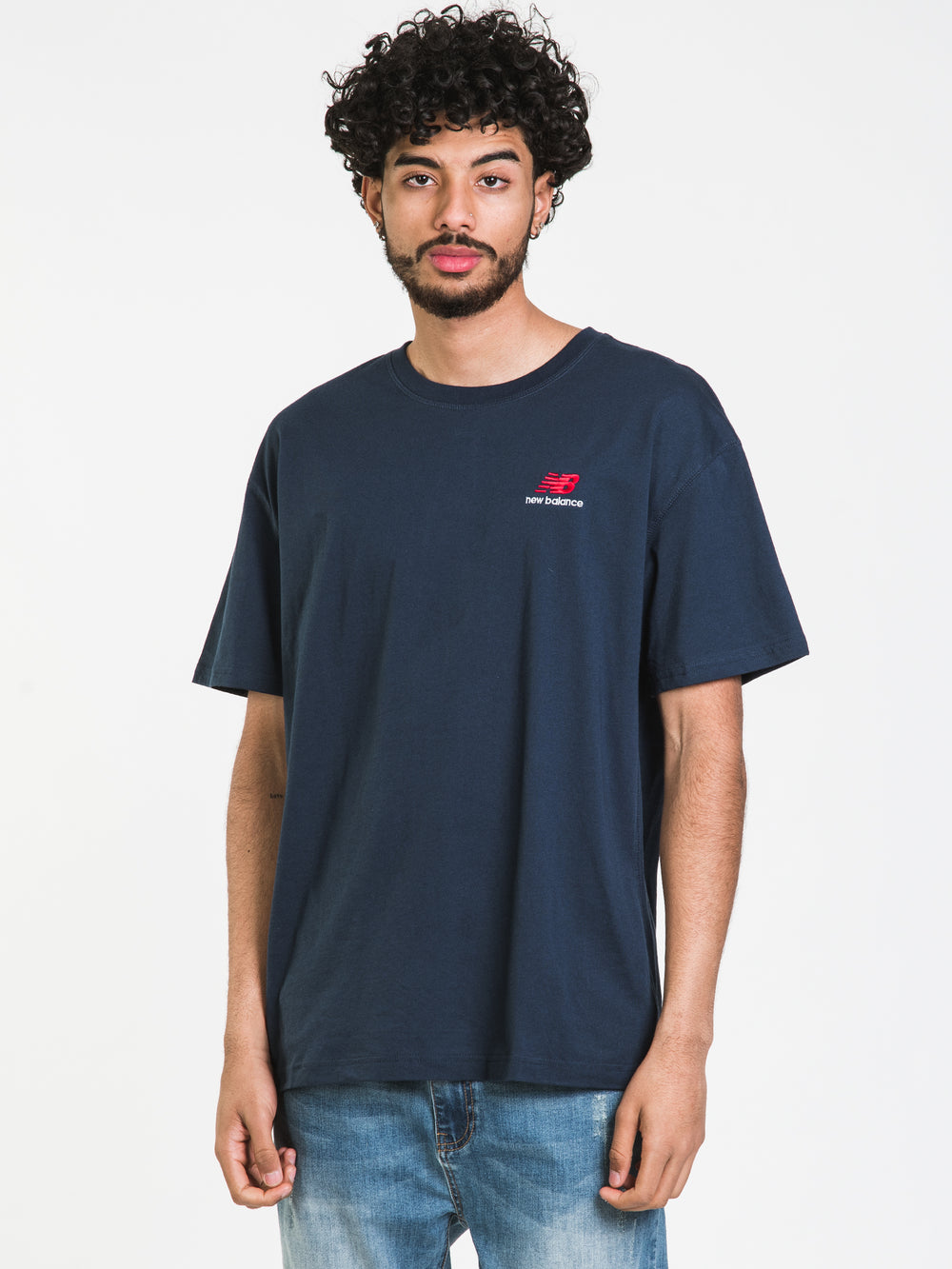 NEW BALANCE ESSENTIALS EMBROIDERED T-SHIRT - CLEARANCE