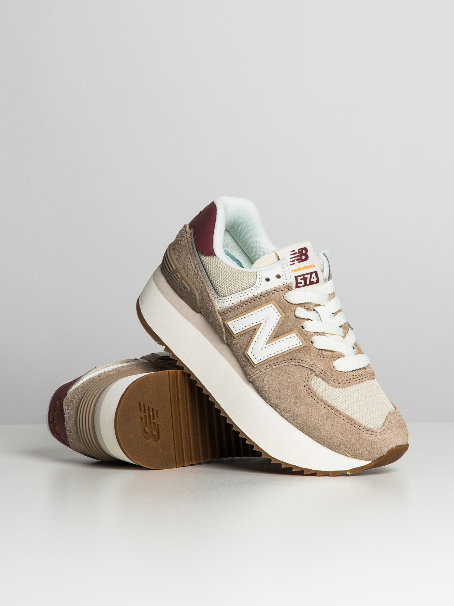 New balance best sale 574 women discount