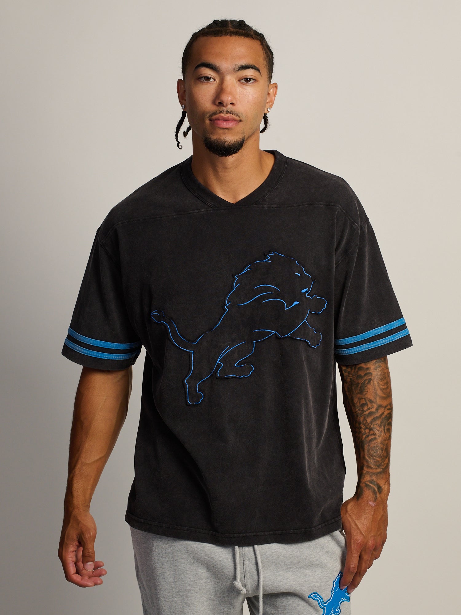 NFL LIONS FOOTBALL T-SHIRT