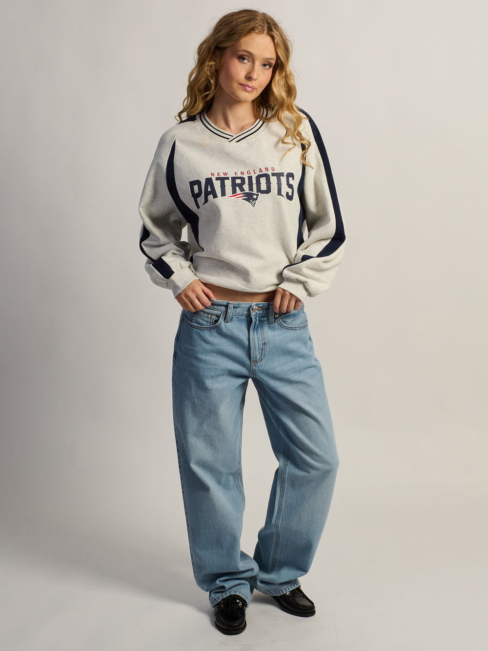 NFL NEW ENGLAND PATRIOTS V CREW HOODIE