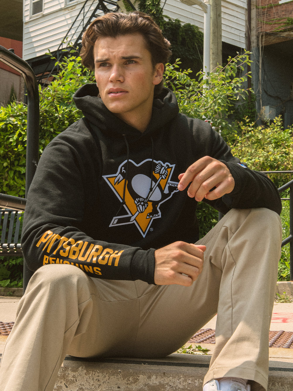 CHAMPION NHL PITTSBURG PENGUINS CENTER ICE PULLOVER HOODIE