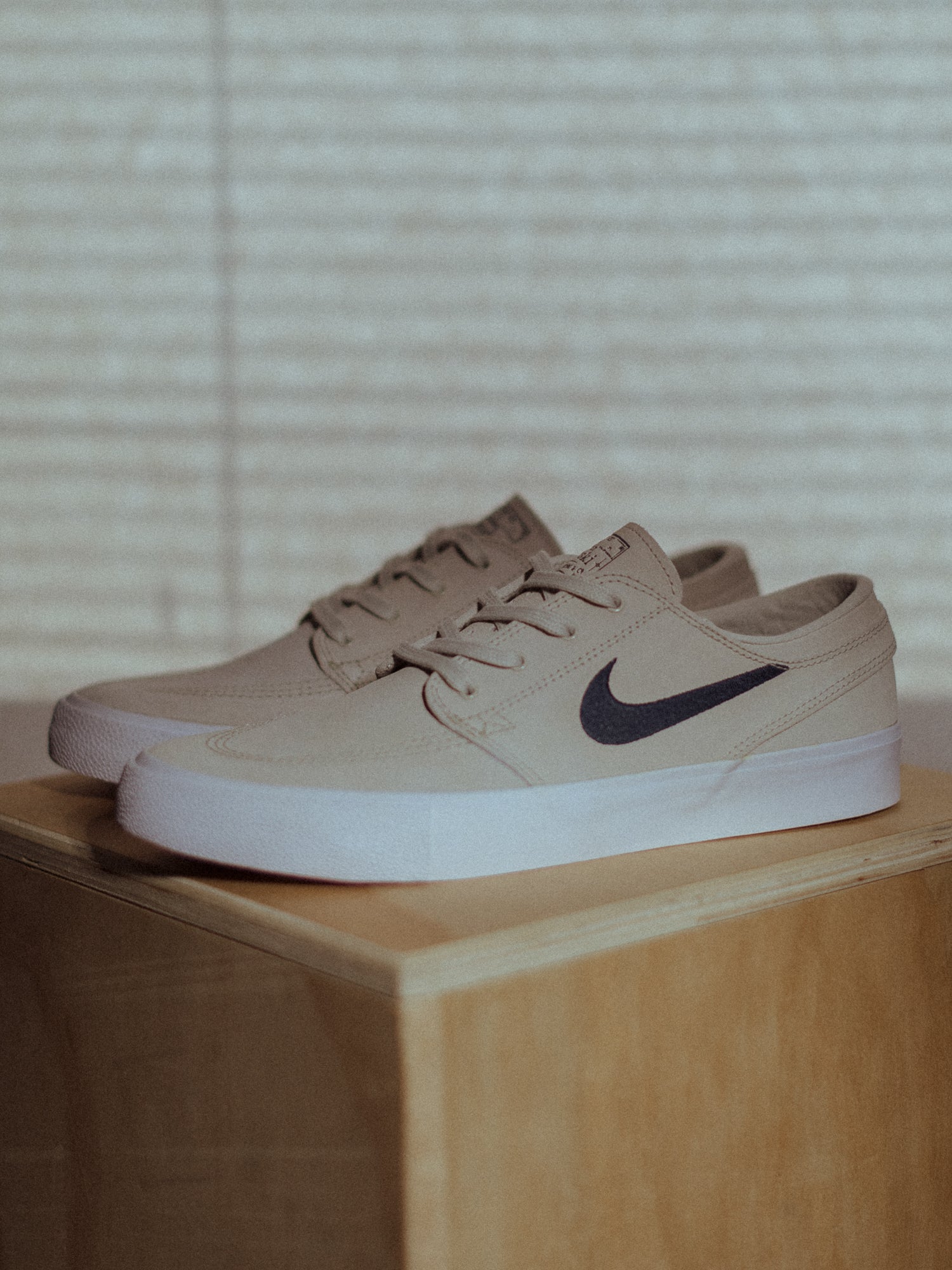 Nike store janoski clearance