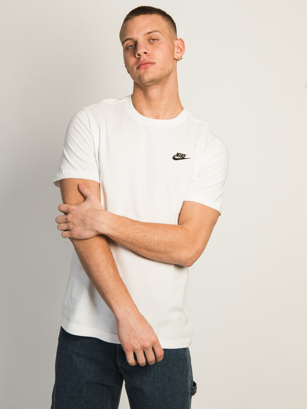 NIKE SPORTSWEAR CLUB T-SHIRT