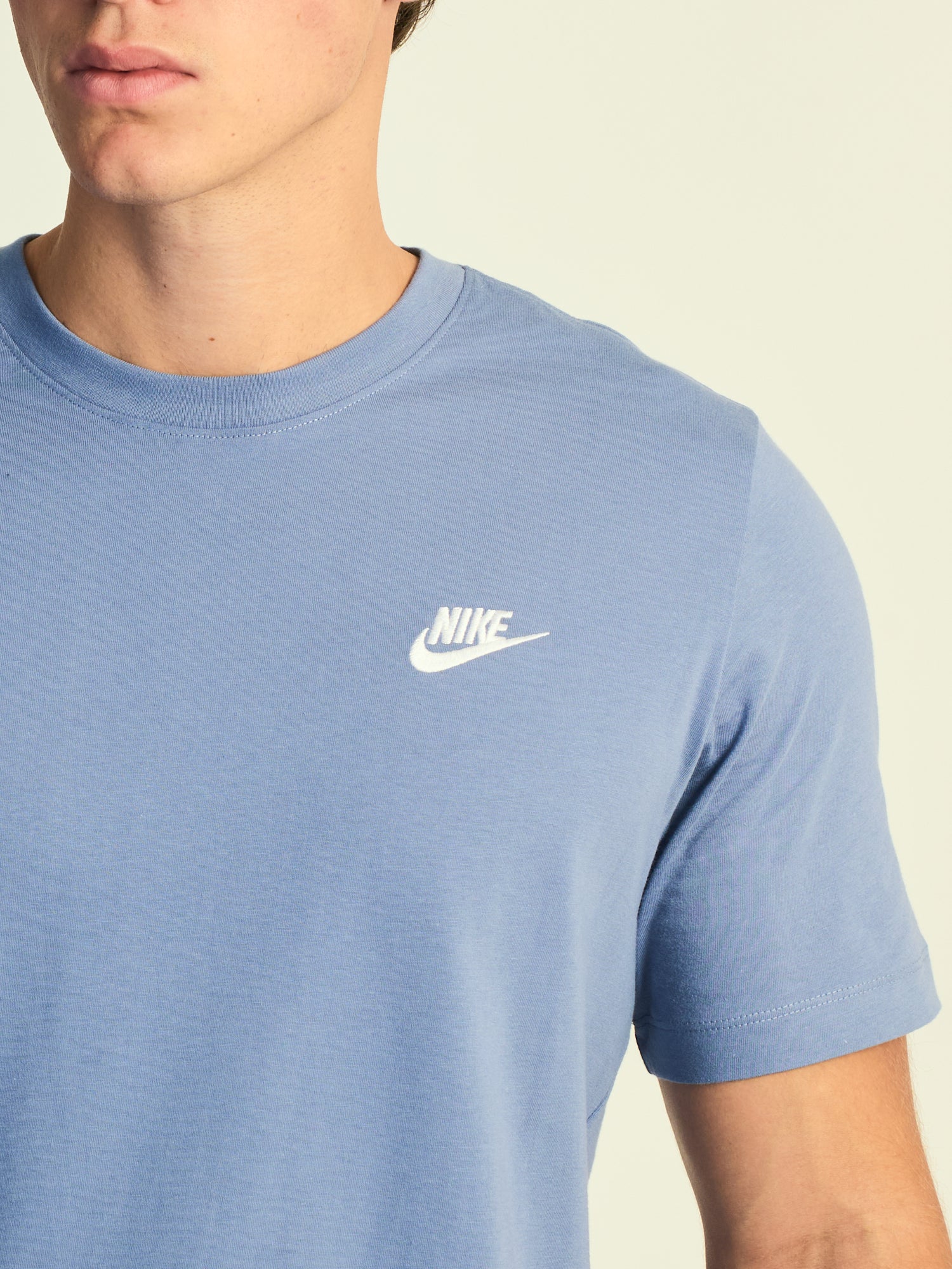 NIKE SPORTSWEAR CLUB T-SHIRT
