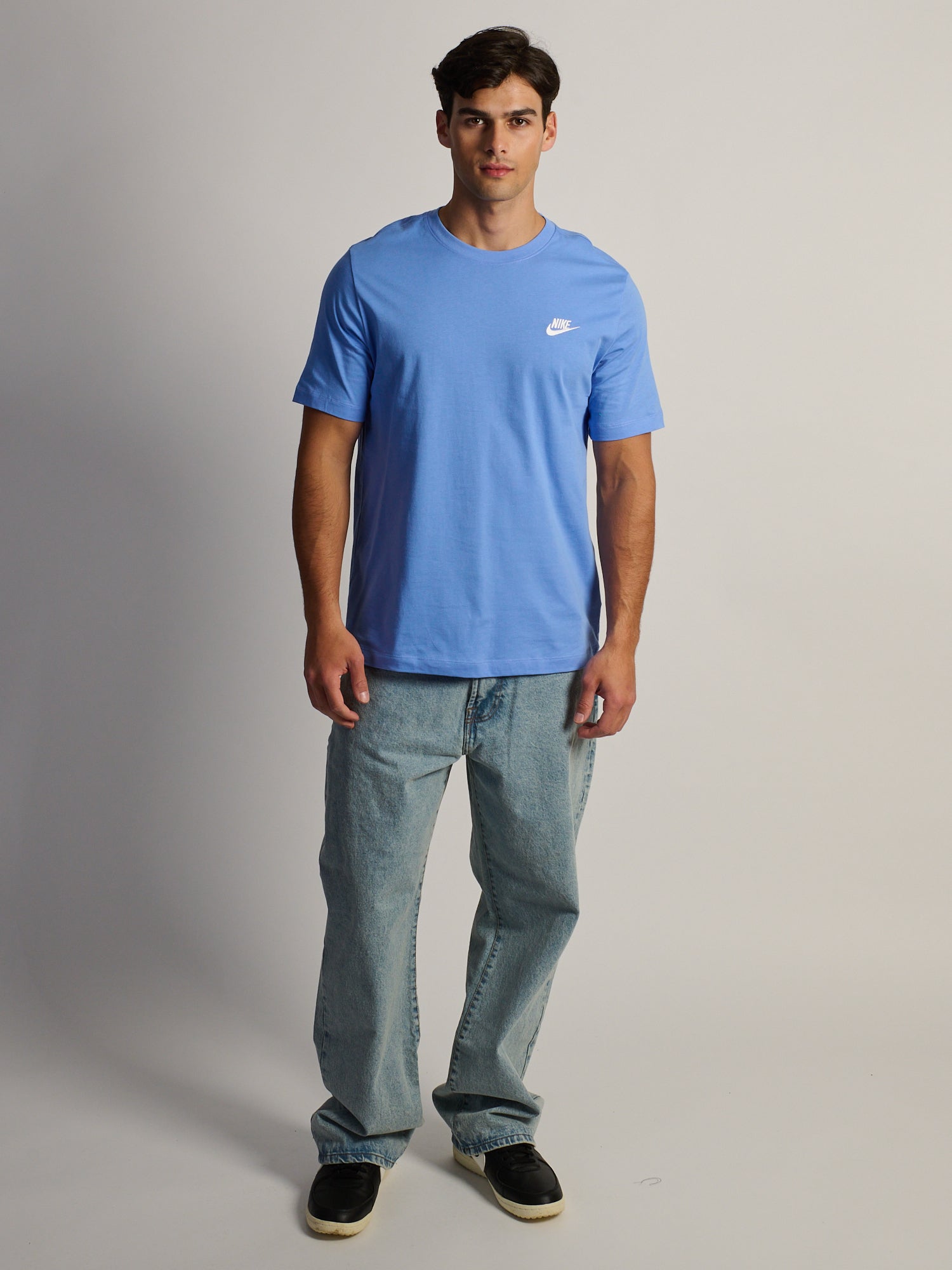 NIKE SPORTSWEAR CLUB T-SHIRT - ROYAL PULSE