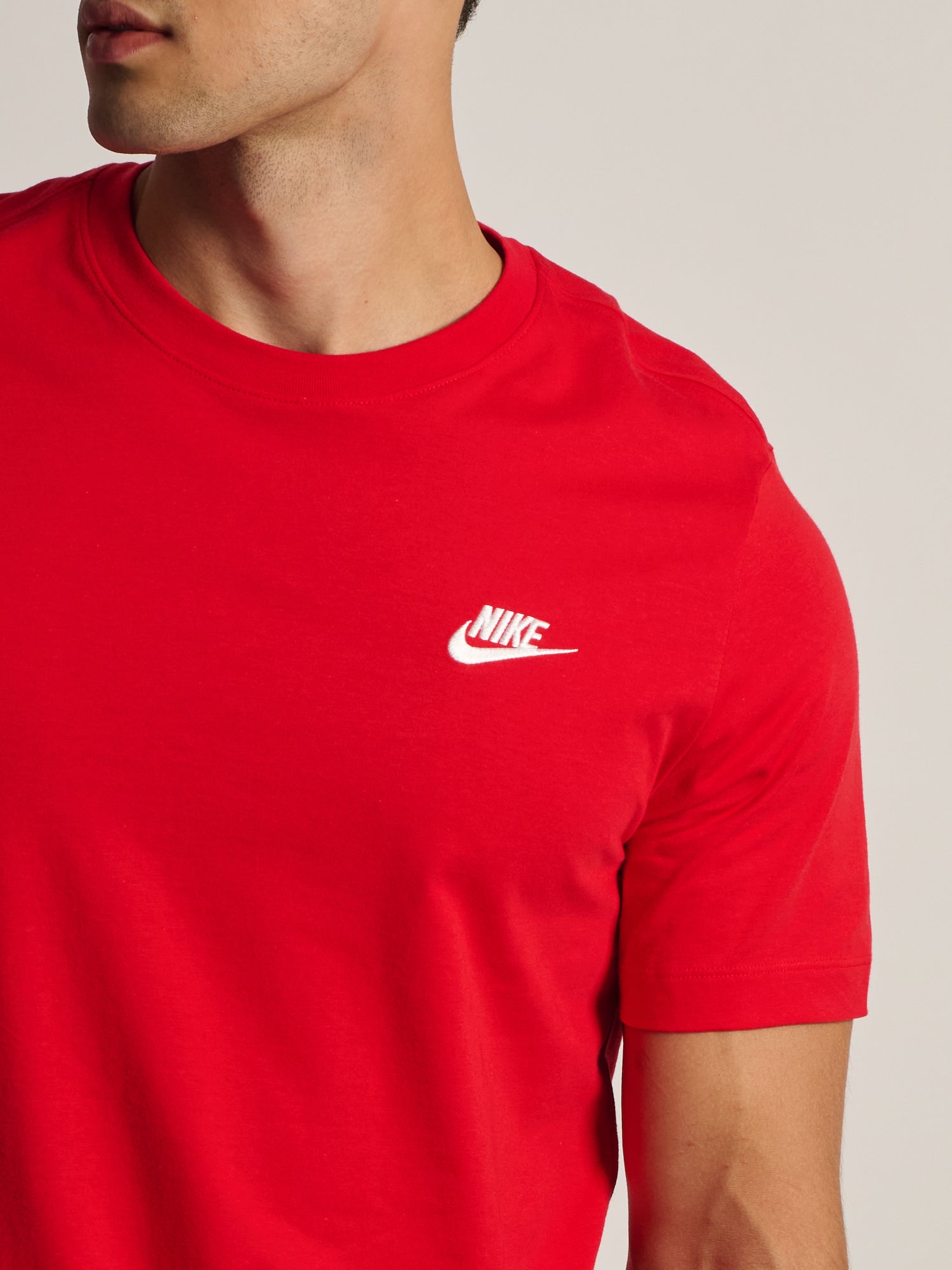 T-SHIRT NIKE SPORTSWEAR CLUB - ROUGE