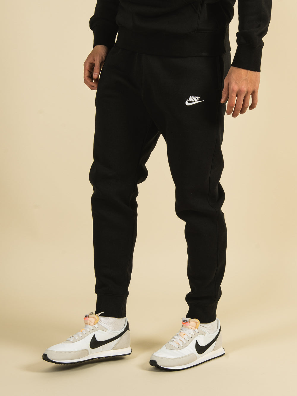 Nike Club fleece joggers in dark brown