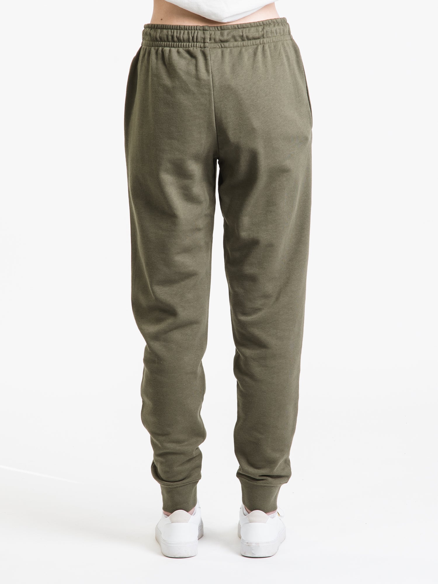 NIKE ESSENTIALS FLEECE PANT CLEARANCE