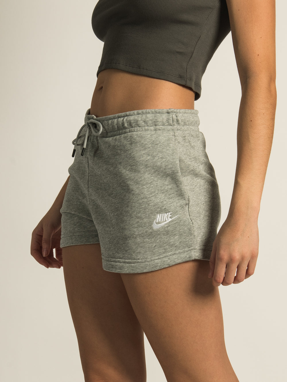 NIKE ESSENTIALS HLC HIGH RISE SHORT - CLEARANCE