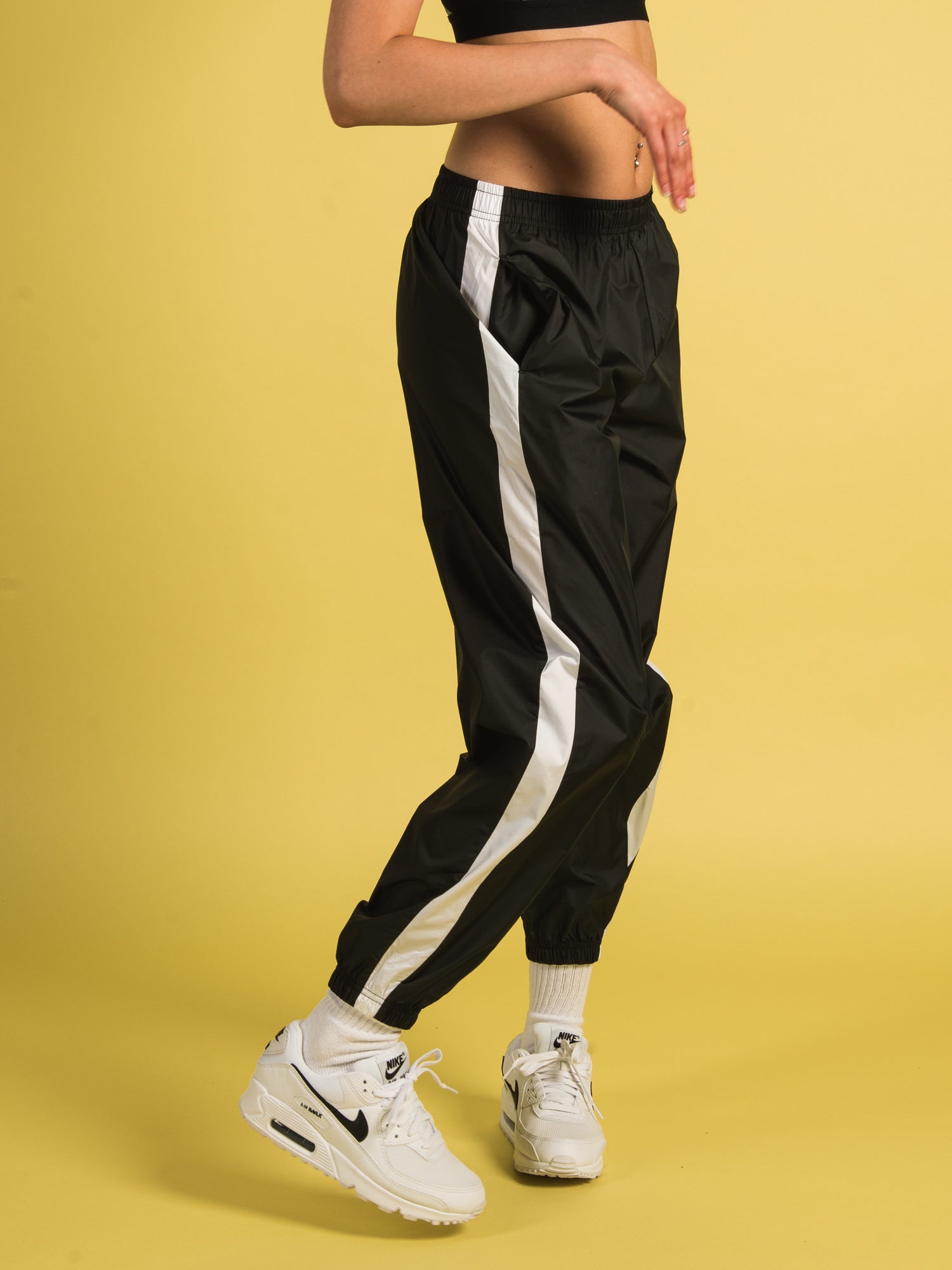 Women s striped top joggers nike sportswear